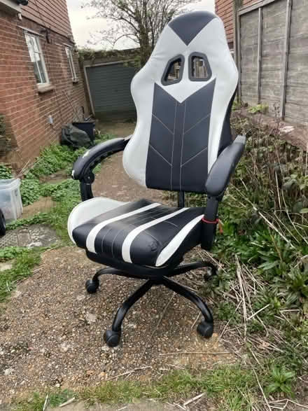 Photo of free Gaming chair (Hollingbury) #2