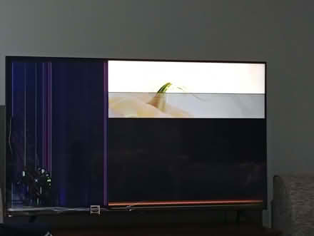 Photo of free TV (Hockley Port B18) #2