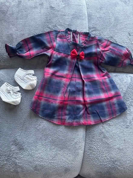 Photo of free Newborn to 3mths girl clothes (Mungo park road DA12) #2