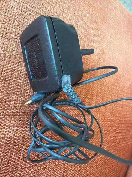 Photo of free Nokia phone charger (Welling DA16) #1