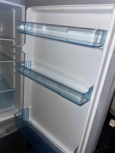 Photo of free fridge (Ashton ol69) #3