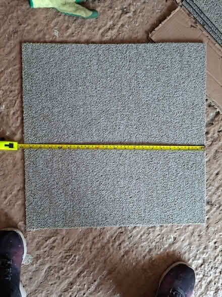Photo of free 6 x floor tiles (Orpington) #2