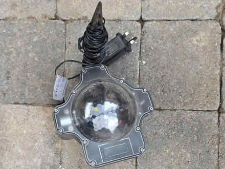 Photo of free Exterior snowflake projector (Chester CH1) #1