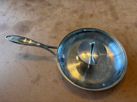 Photo of free Tupperware 9.5 in skillet (S. Leesburg near Banshee Reeks) #1