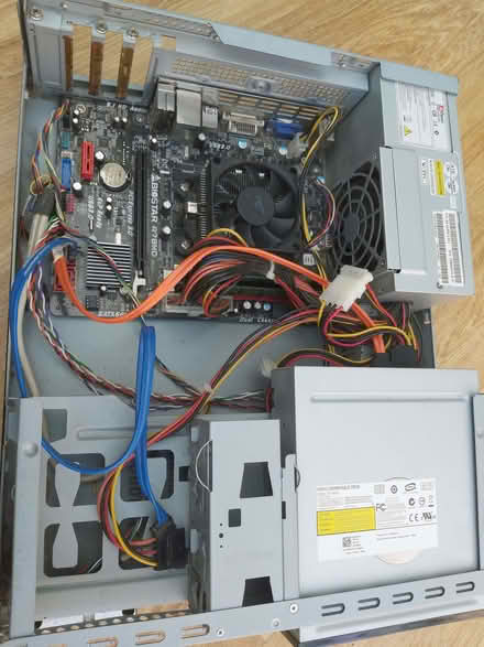 Photo of free Desktop PC (Carterton OX18) #2