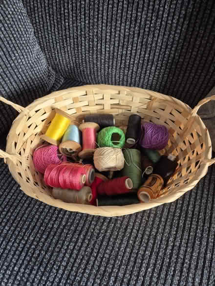 Photo of free Thread (Westcliff SS0) #1