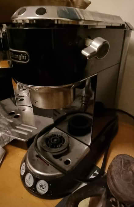 Photo of free Delonghi Espresso Machine (Walworth SE17) #2