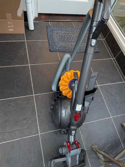 Photo of free Old Dyson vacuum (SE26) #3