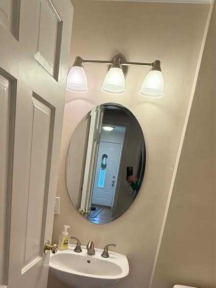 Photo of free Bathroom light fixture (Laurelhurst) #1