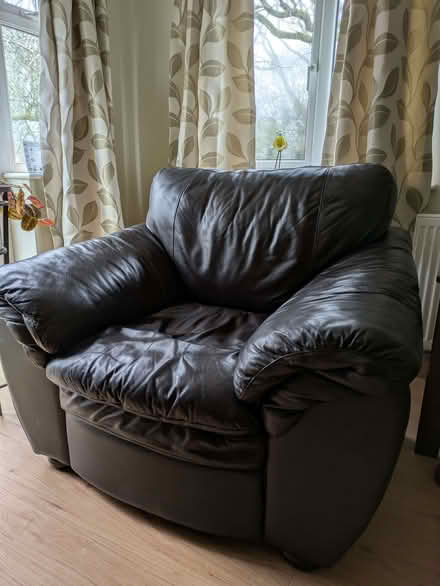 Photo of free Black leather sofa (Dagtail End B97) #1