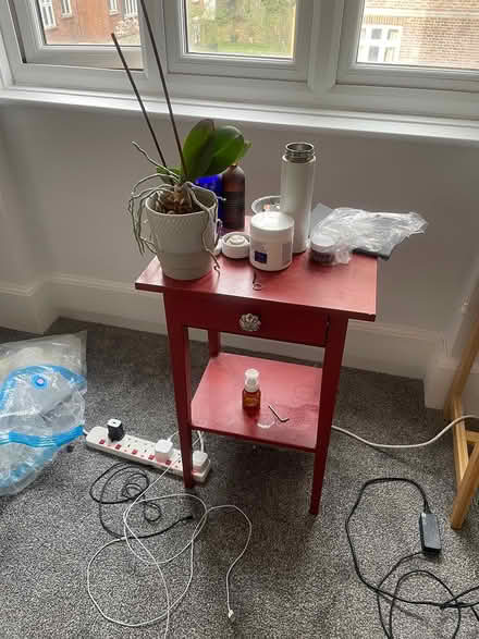 Photo of free Small stand (Nw8) #1