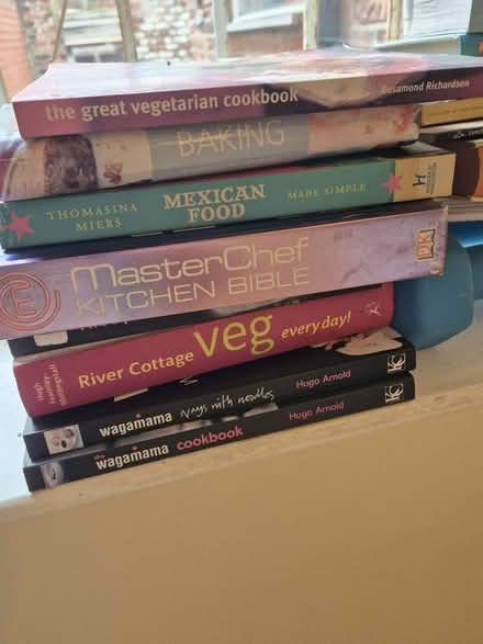 Photo of free Misc books, and dvds (Moss side M14) #2