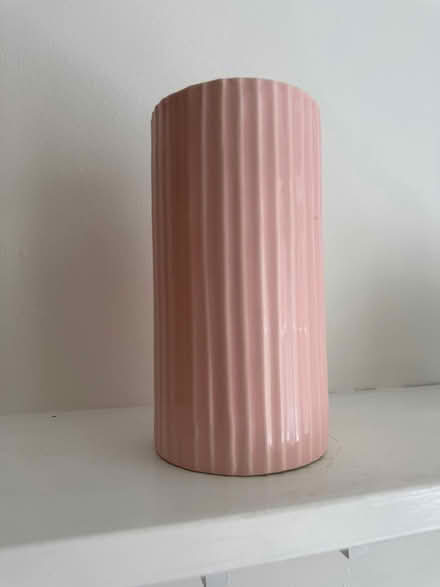 Photo of free Pink Vase (Hoole CH2) #1