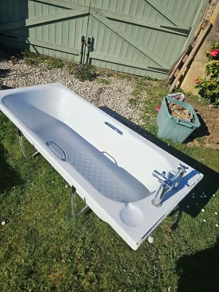 Photo of free Bath (Pipehouse) #1