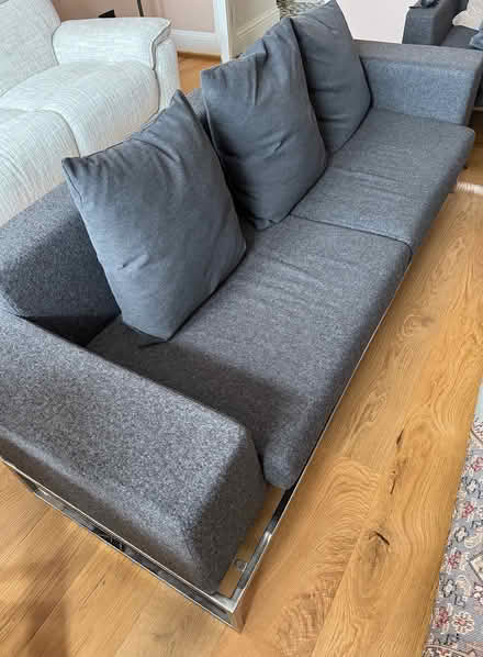 Photo of free Sofa (TW8) #1