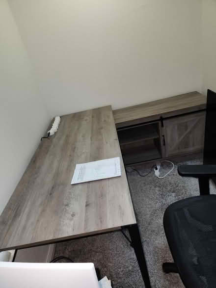 Photo of free Desk (Fall City) #1