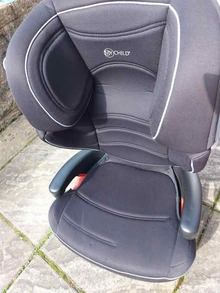 Photo of free child car seat (Poulton le Fylde FY6) #2