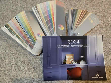 Photo of free Benjamin moore color fan decks (Downers Grove) #1