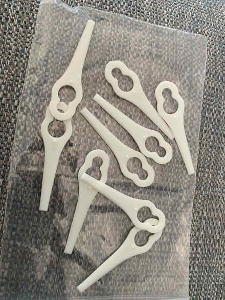 Photo of free Bosch Strimmer Plastic Blades x 9 (Nyetimber PO21) #1