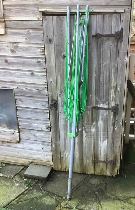 Photo of free Rotary airer (Widmore BR2) #1