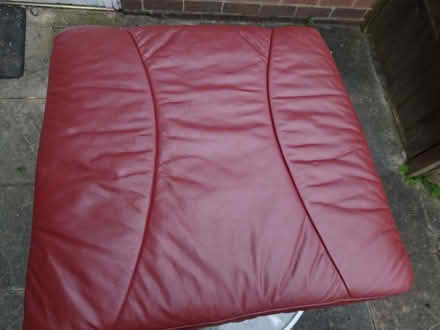 Photo of free Leatherette footstool (Staniland Close NG9) #3