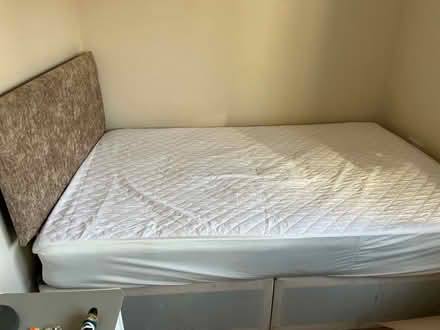Photo of free 4ft small Double Bed divan (Nn4 9dq) #2
