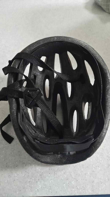 Photo of free Men's Dunlop Sport Cycling Helmet (Chelmsford CM1) #3