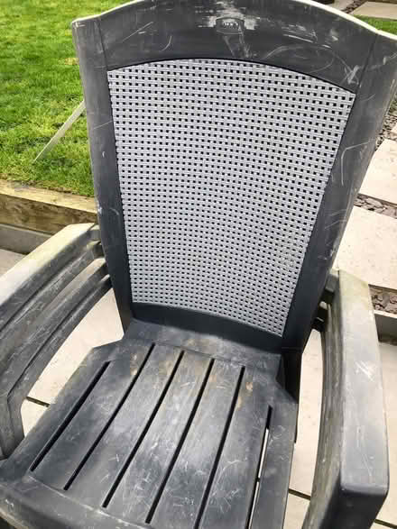 Photo of free Patio table and 4 chairs (Elton BL8) #2