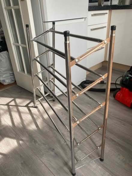 Photo of free metal extendable shoe rack (RG4) #3
