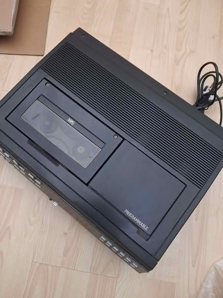 Photo of free VHS video recorder (Fort Pitt ME4) #2