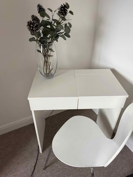 Photo of free Modern White Desk & White Chair (Hoole CH2) #1