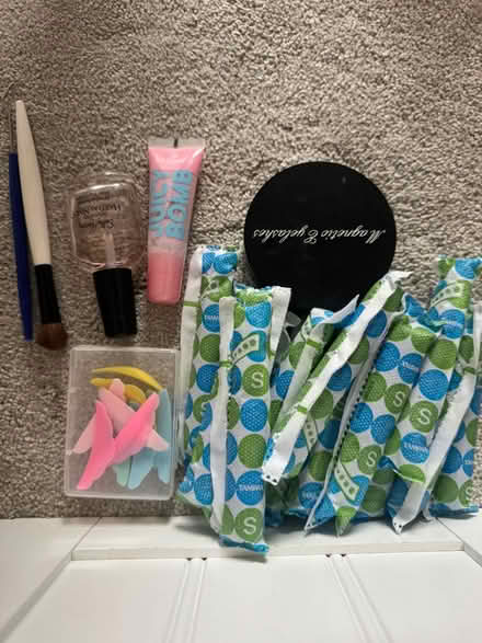 Photo of free Toiletries (GL3) #1