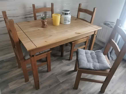 Photo of free Table and chairs (Washington NE38) #1