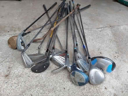 Photo of free Miscellaneous old golf clubs (SY5 Hanwood) #1