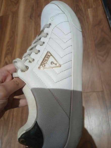 Photo of free Guess trainrs (Nw41 by Nw41by) #1