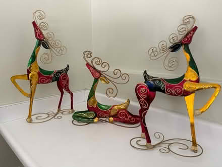 Photo of free 3 decorative metal reindeers (Valencia Avenue, Sunnyvale) #1
