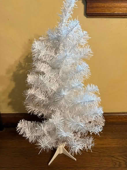Photo of free 24" white Christmas tree (Phinney Ridge) #1