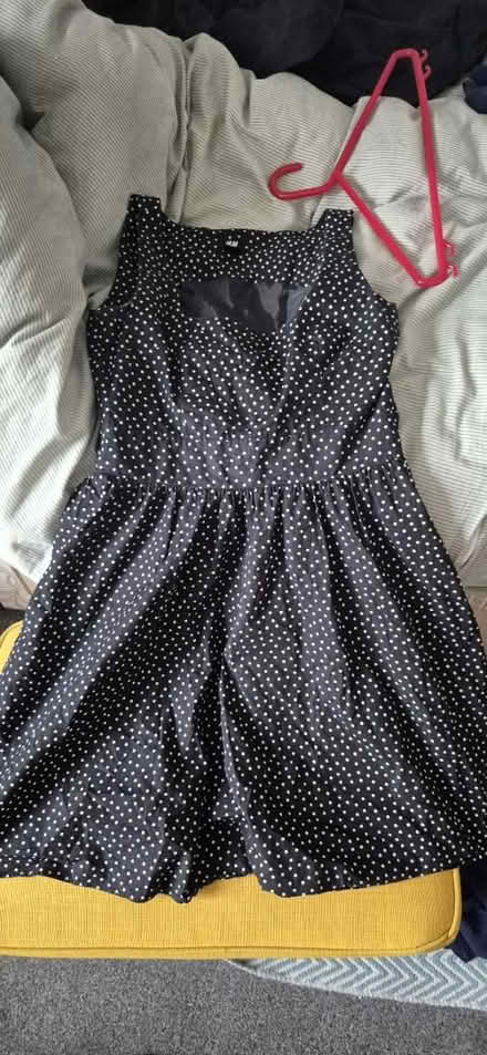 Photo of free Medium Dress (E17) #3