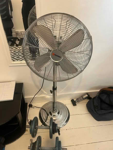 Photo of free Fan to giveaway (Peabody Avenue SW1V) #1