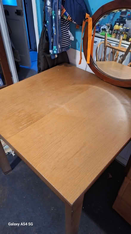 Photo of free Square 80cmx 80cm table (Tottenham N17) #2