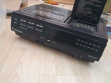 Photo of free VHS video recorder (Fort Pitt ME4) #1