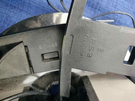 Photo of free PS3 stand (Fleet GU52) #3