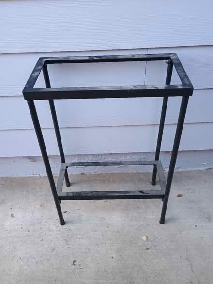 Photo of free 5gal +10gal aquariums, stand (Homestead and San Tomas) #1