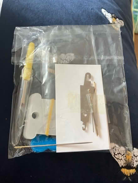 Photo of free Cross stitch threads 🧵 (Waddon) #3