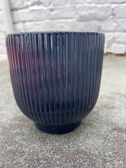 Photo of free Ceramic plant pot (Chester, Garden Quarter CH1) #1