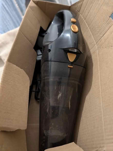 Photo of free Hand held vacuum (Newhaven BN9) #1