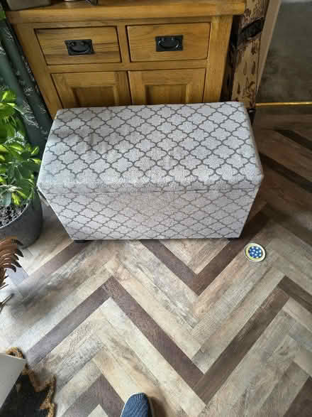 Photo of free Grey material covered ottoman box (Brigg DN20) #1