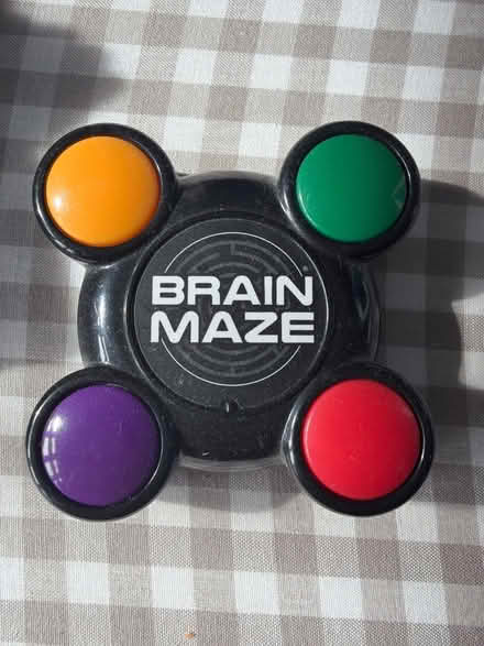 Photo of free Brain maze electronic game (Tilehurst RG30) #1