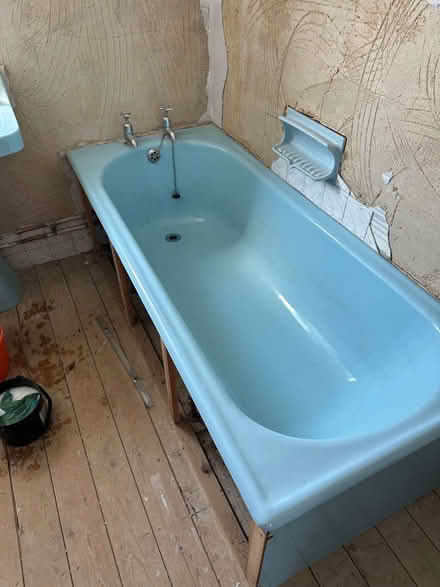 Photo of free Cast Iron Bath (Crowborough TN6) #1