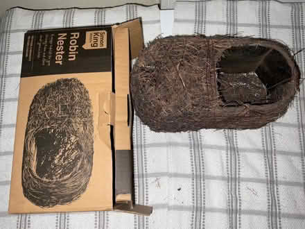 Photo of free Robin or small bird Nester (Unused As New in box) (Southfields SW19) #1